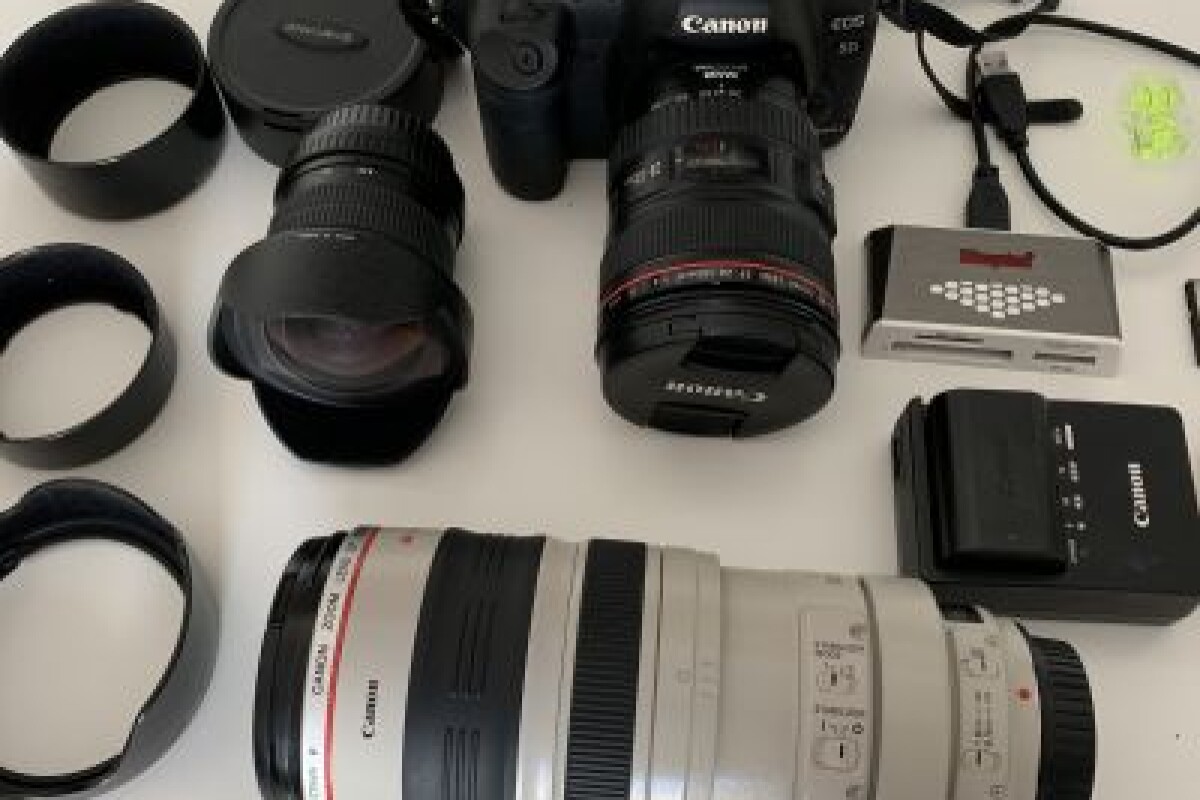 Location PACK 5D MARK II - Lightyshare
