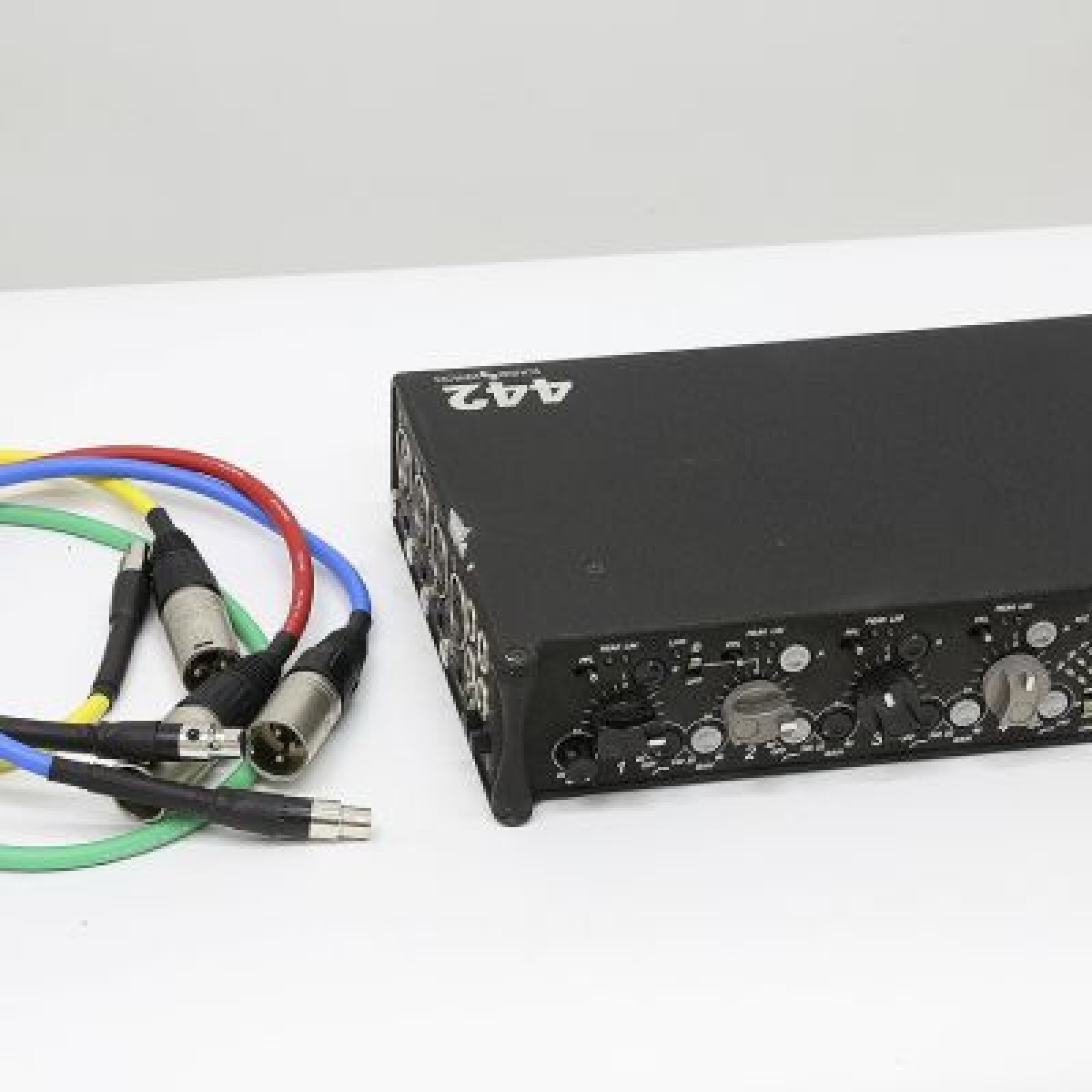 Kit Mixage SD 442 + Tascam DR-680 + Sac/harnais Petrol + Perche + Cables - Photo 2 sur 5