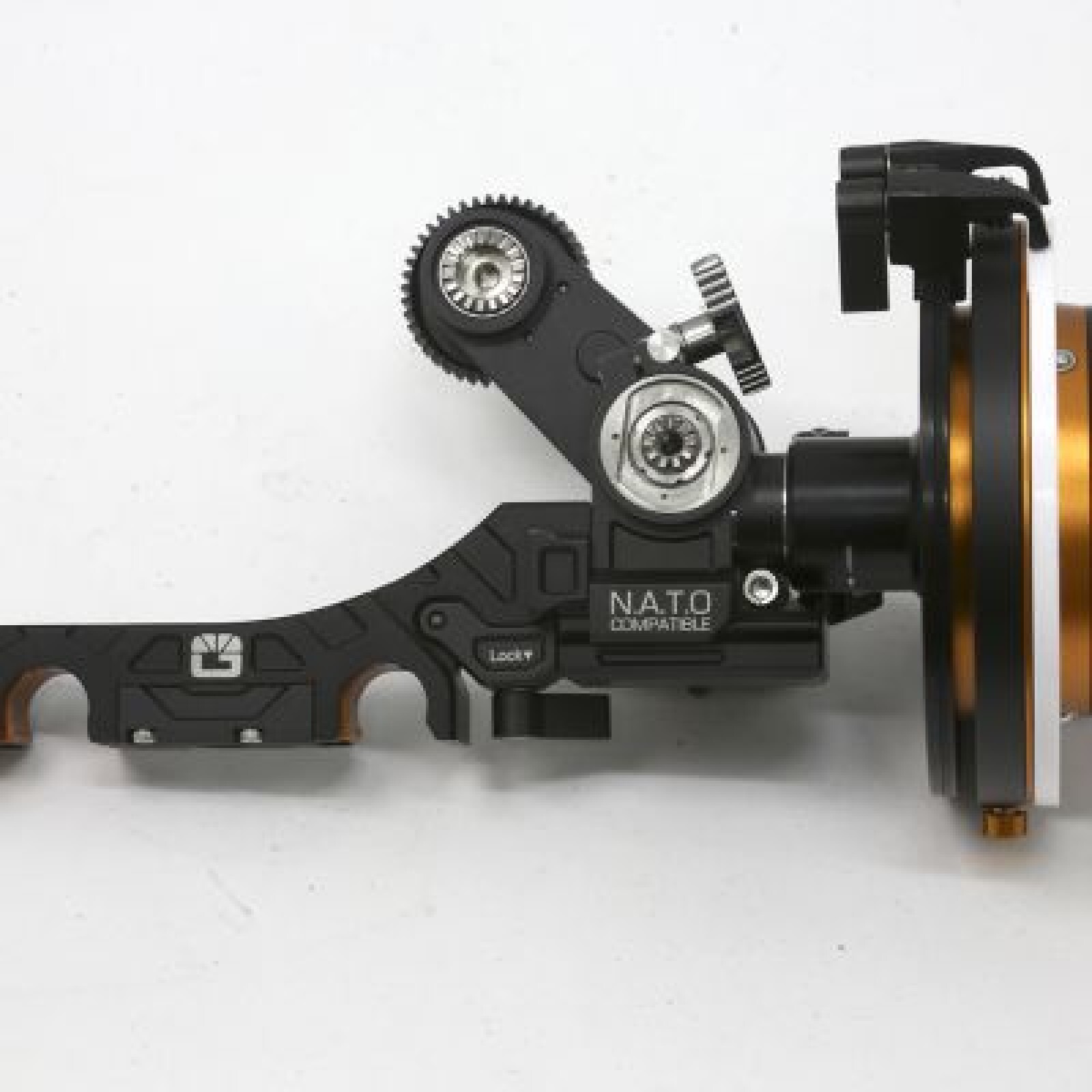 Follow Focus Bright Tangerine Revolver - Photo 3 sur 5