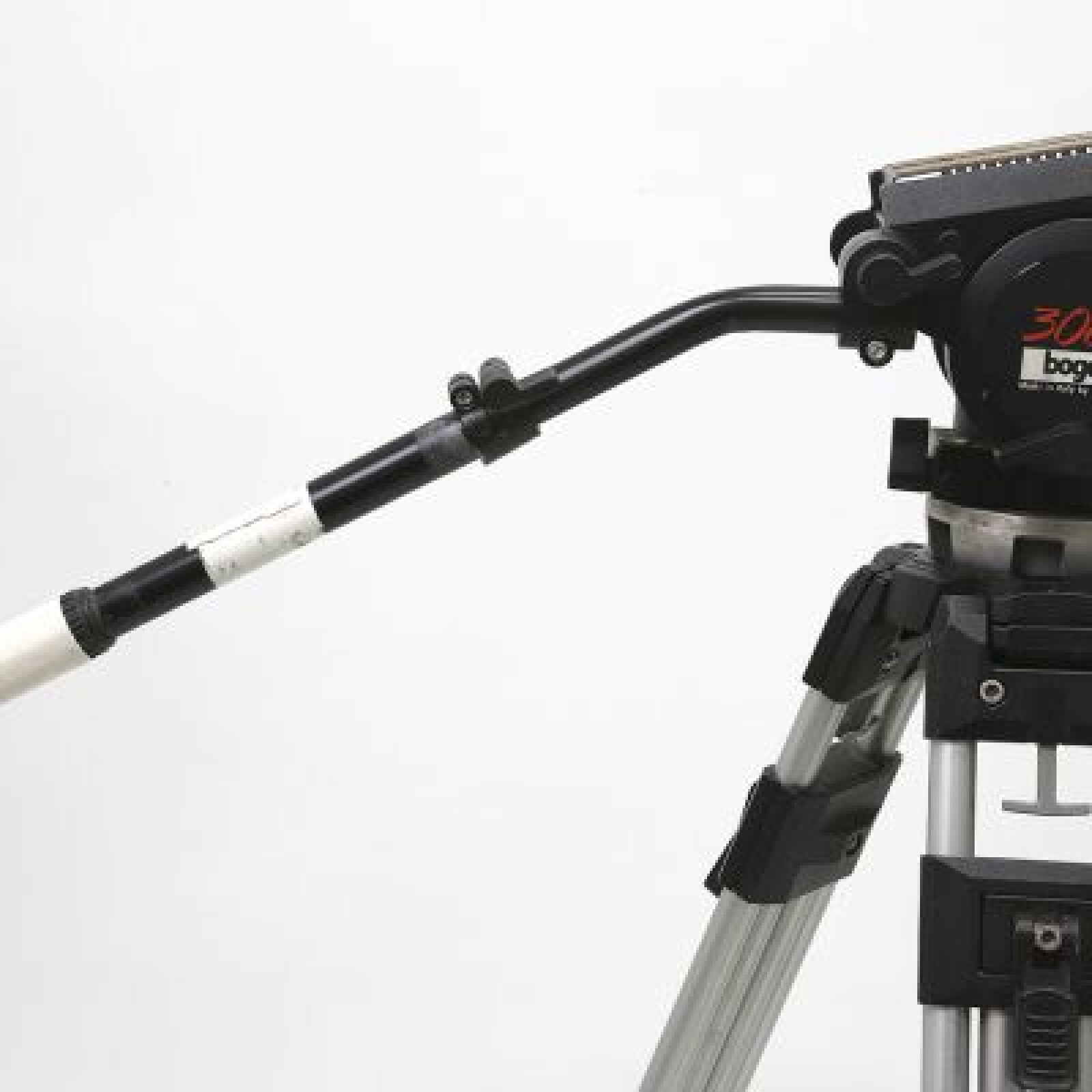 Trépied Bogen Manfrotto - Tête Fluide 3066 et Trépied 3191 - Photo 2 sur 5
