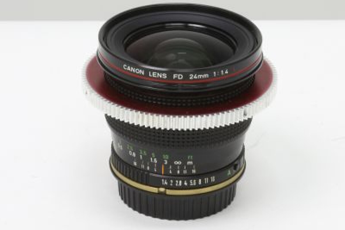 Location Canon 24mm F1.4 - Cinemod - Lightyshare