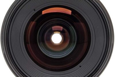 Location Canon zoom lens EF 20-35mm 1 : 2.8 L