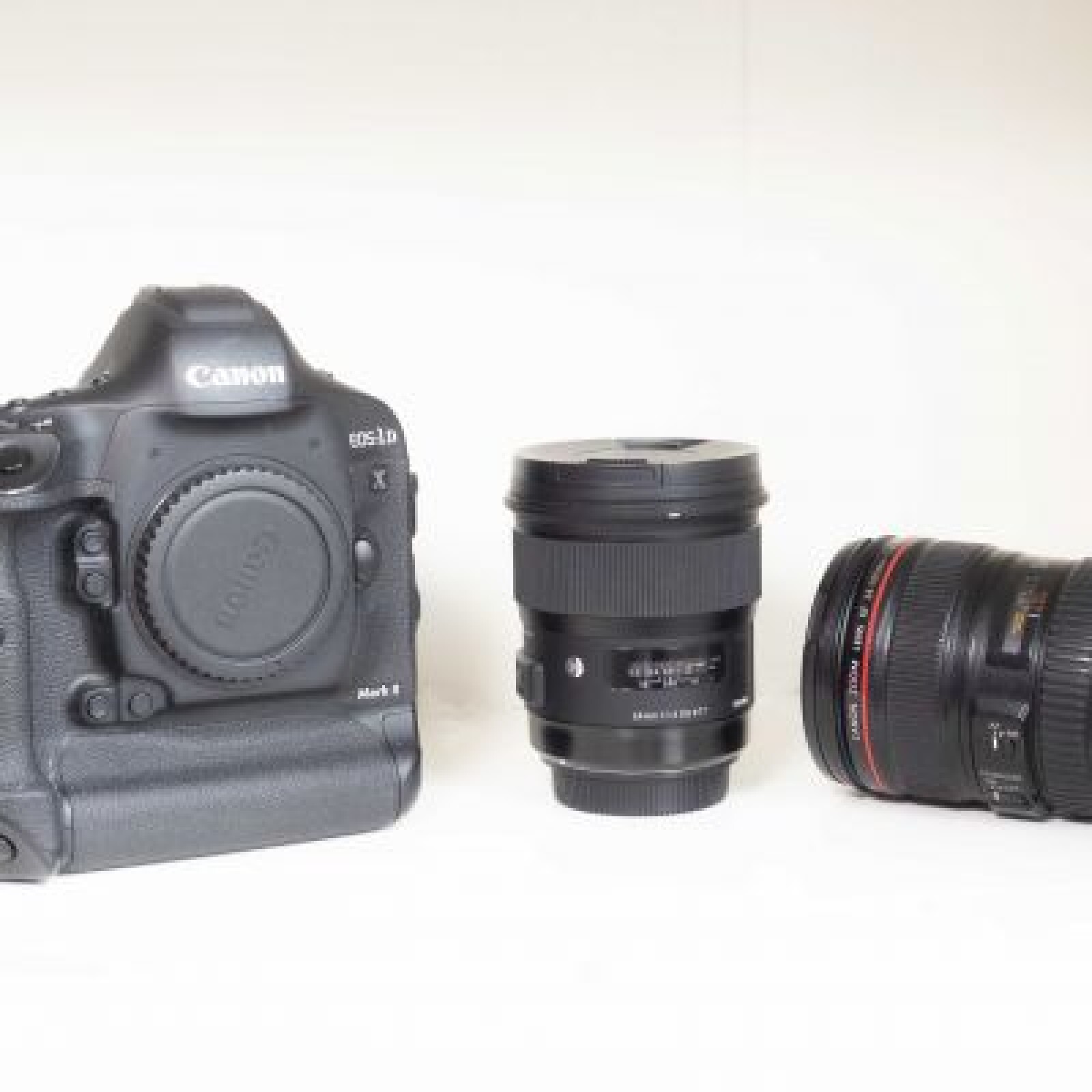 ᴇɴꜱᴇᴍʙʟᴇ ᴄᴏᴍᴘʟᴇᴛ | 1DX MARKII + 1 Objectif - Photo 1 sur 3