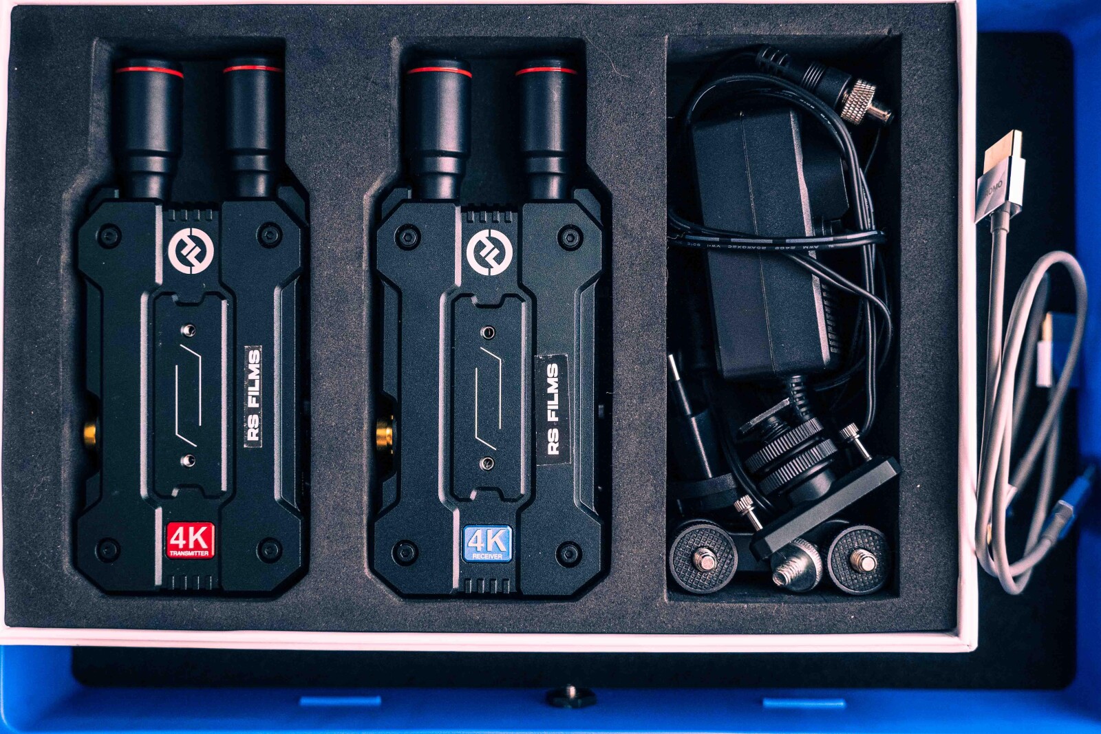 KIT VIDEO HF HOLLYLAND MARS 4K + 2 BATTERIES + 2 HDMIs - Photo 3 sur 7