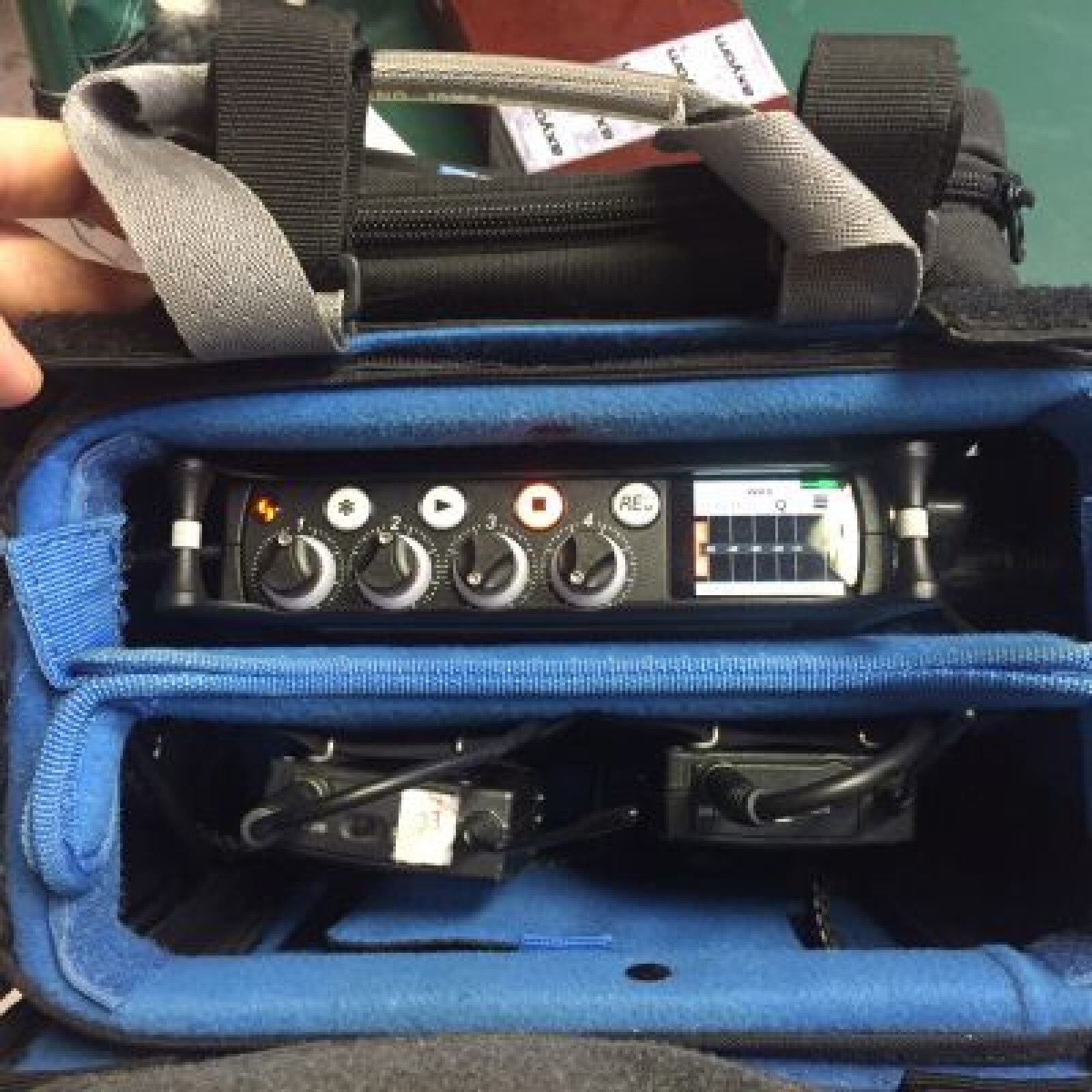 Sound Devices MixPre-6 II - Photo 3 sur 3