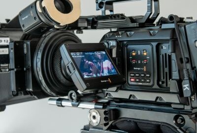 Location Kit PAT Ursa Mini Pro 4.6K (caméra, optiques, trépied et accessoires)