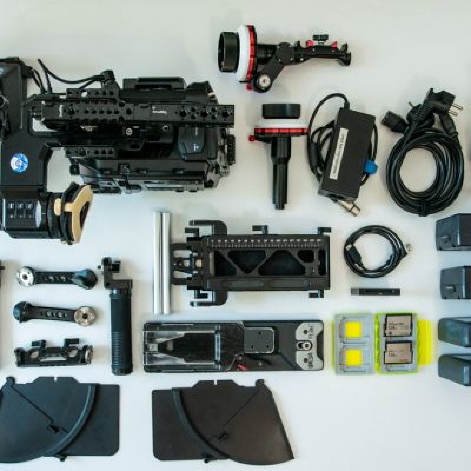 Kit PAT Ursa Mini Pro 4.6K (caméra, optiques, trépied et accessoires) - Photo 5 sur 5