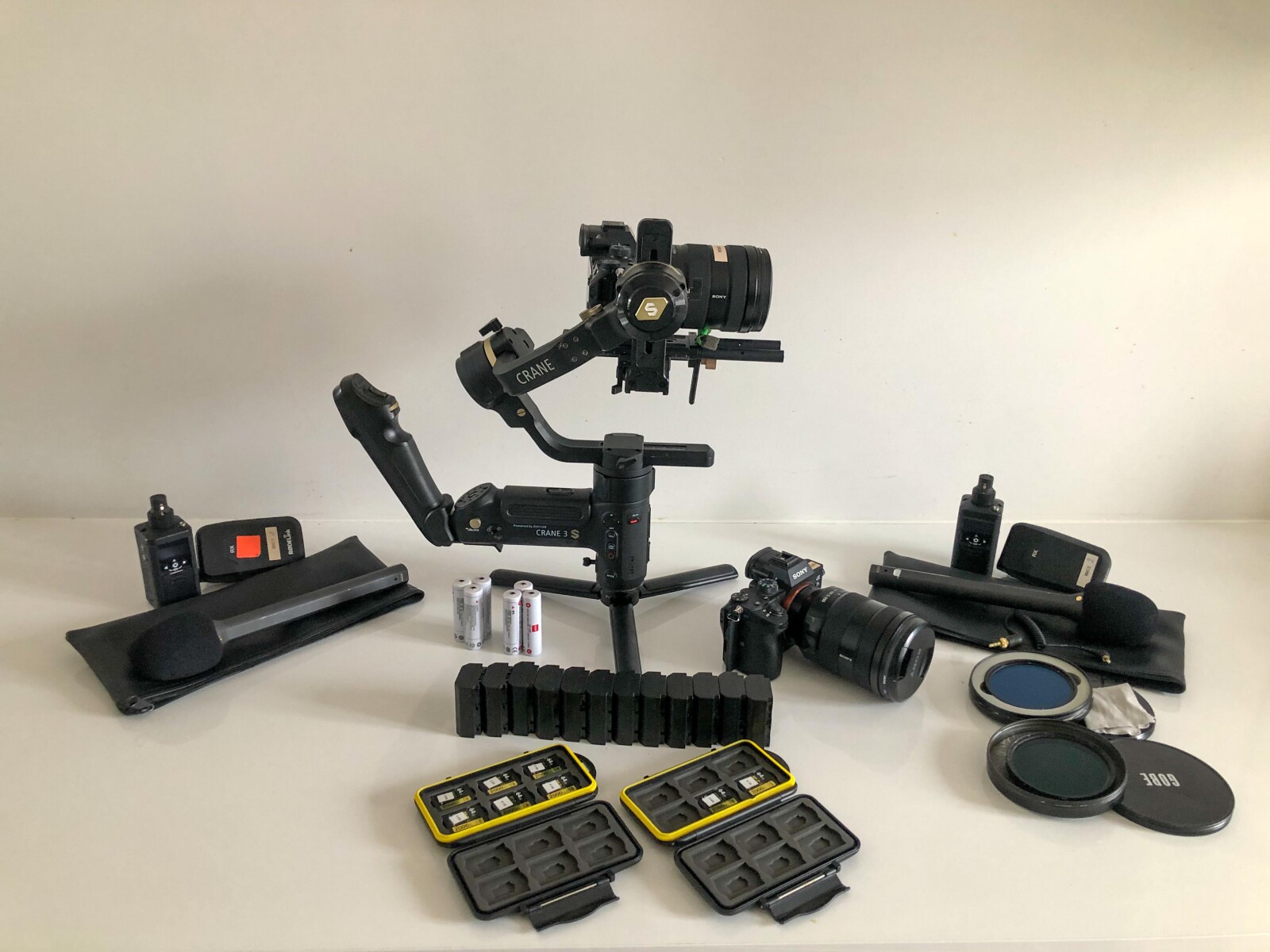 FULL KIT - 2 SONY A7 III + Zhyun Crane 3S + 2 MICRO MAIN RODE - Photo 1 sur 7