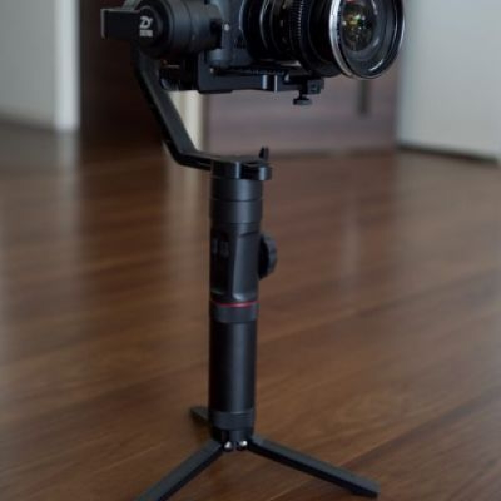 Zhiyun crane 2 + Follow Focus - Photo 1 sur 1