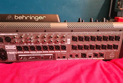 Location Behringer X32 Compact