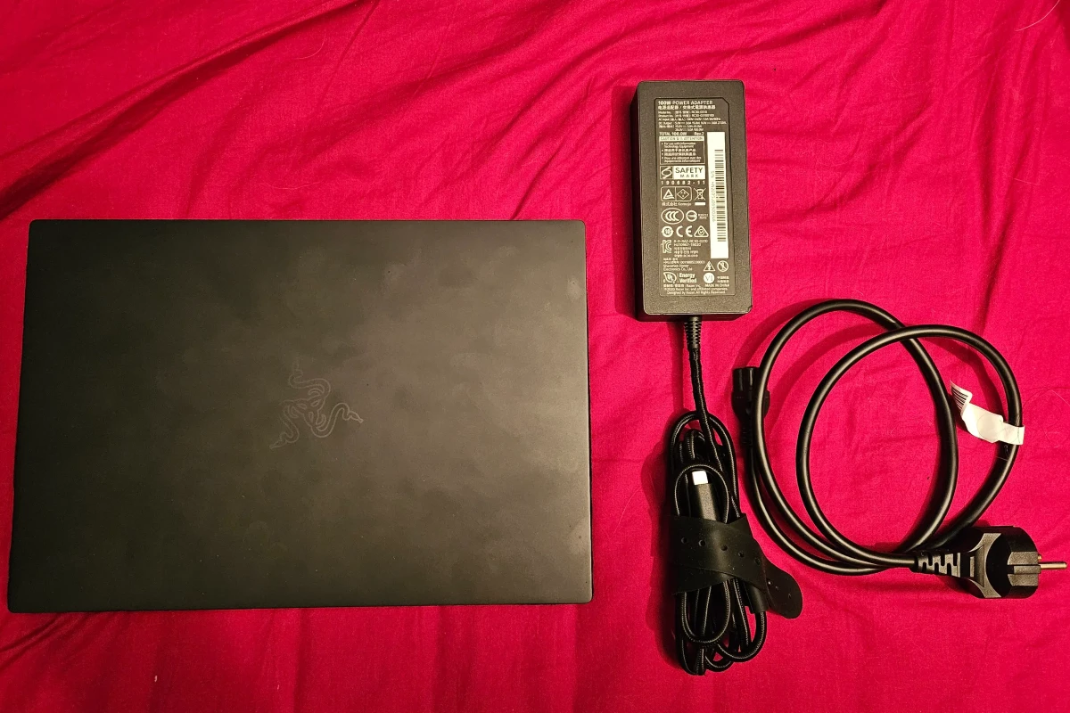 Location Razer Blade Stealth 13 - Lightyshare