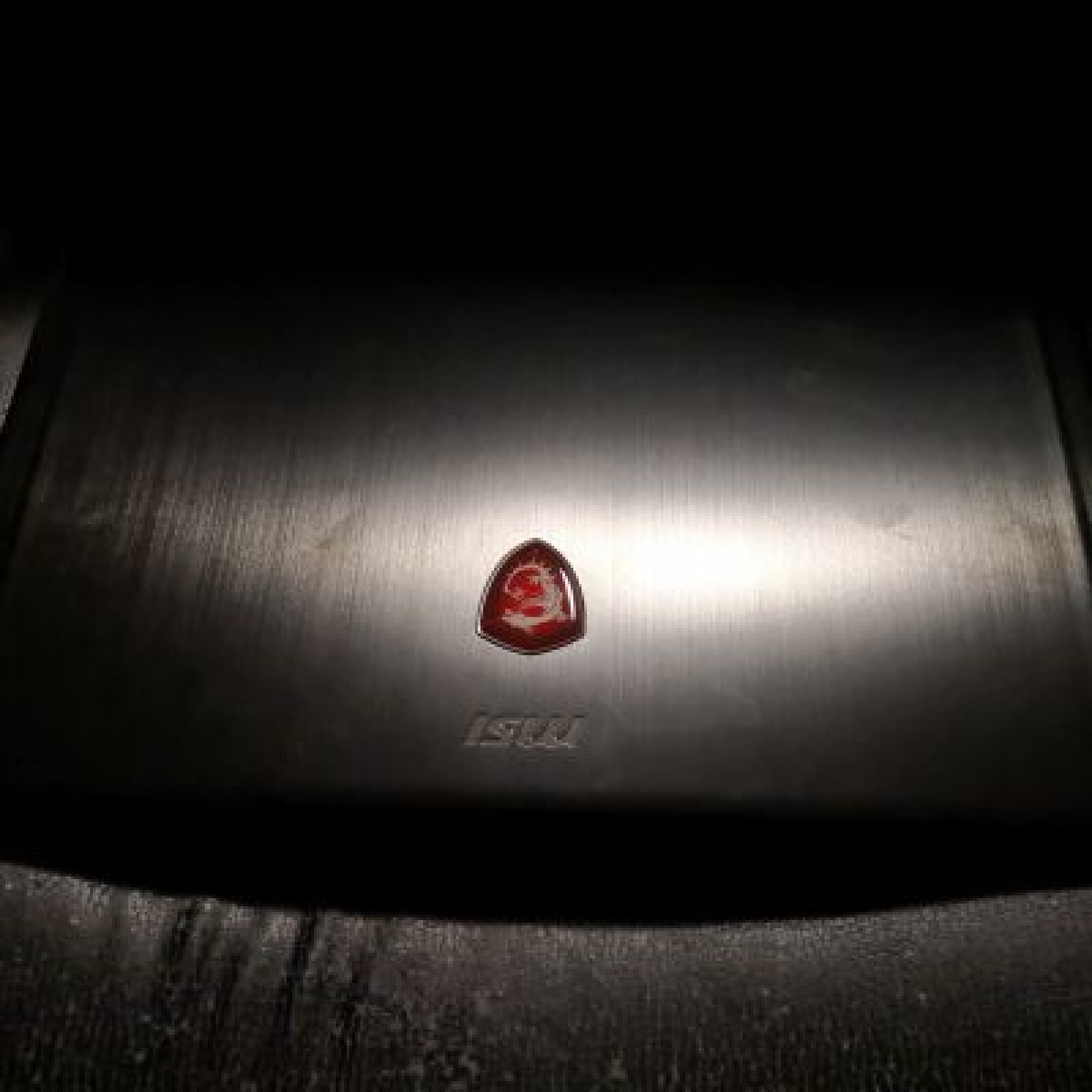 MSI GS63VR - Photo 1 sur 1