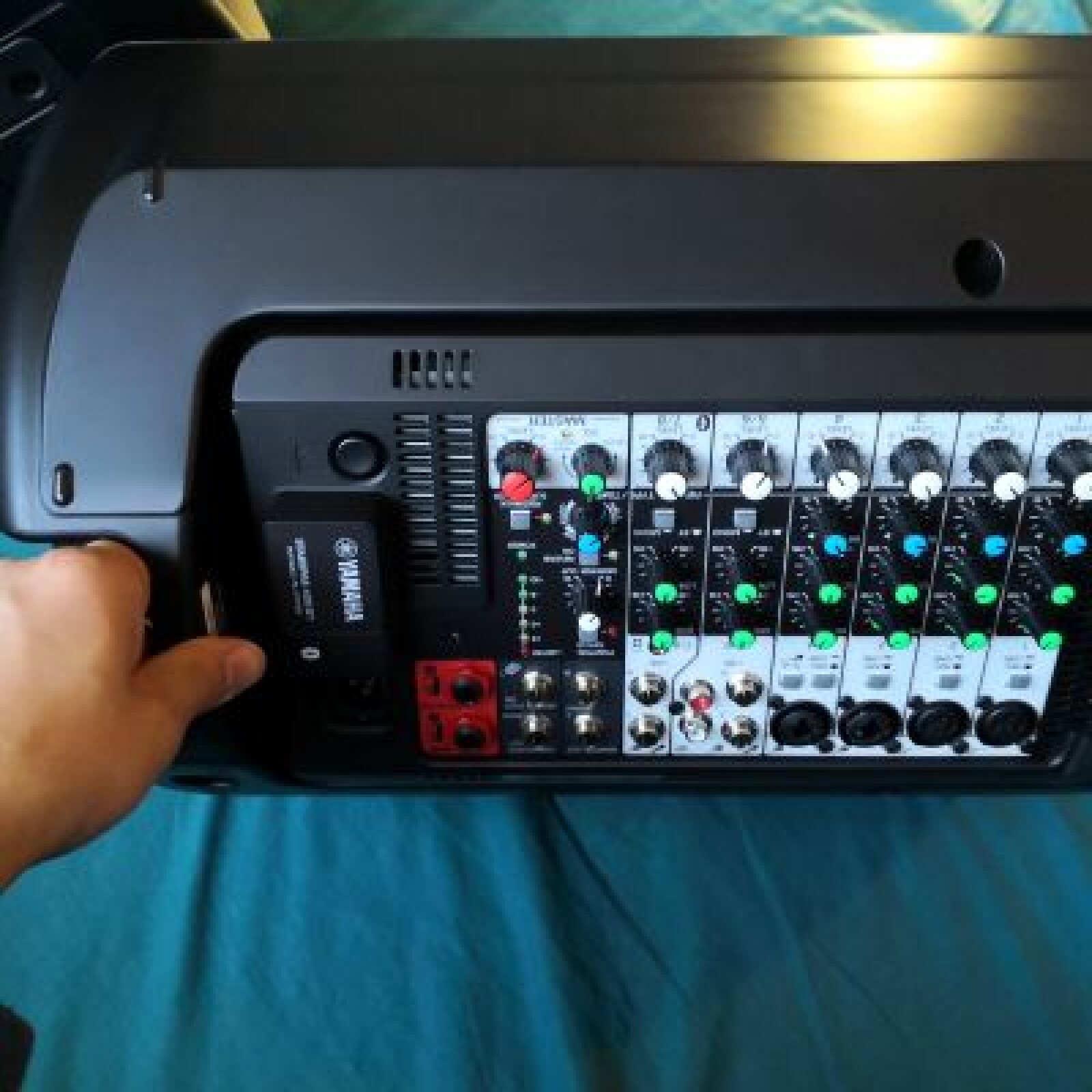 Enceintes Stagepas 400BT - Photo 2 sur 3