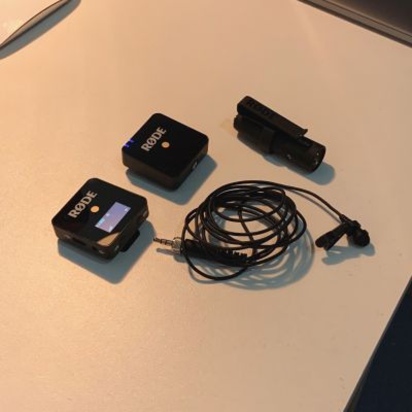 Rode Wireless Go + Micro Cravate Sennheiser - Photo 1 sur 1