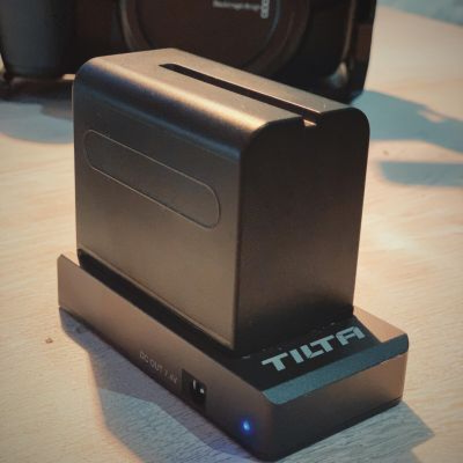 [KIT] Blackmagic Pocket 6K + Objectif - Photo 3 sur 5