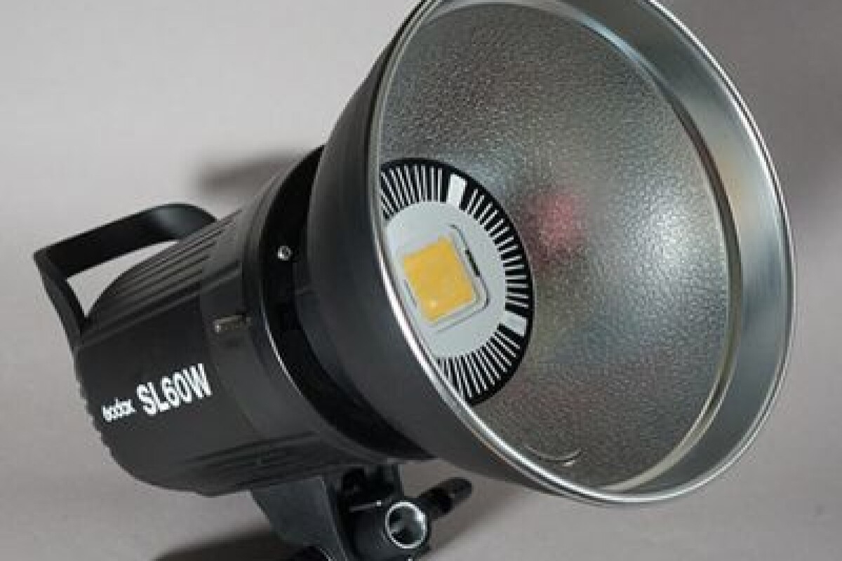 Location Torche GODOX SL60W - Lightyshare