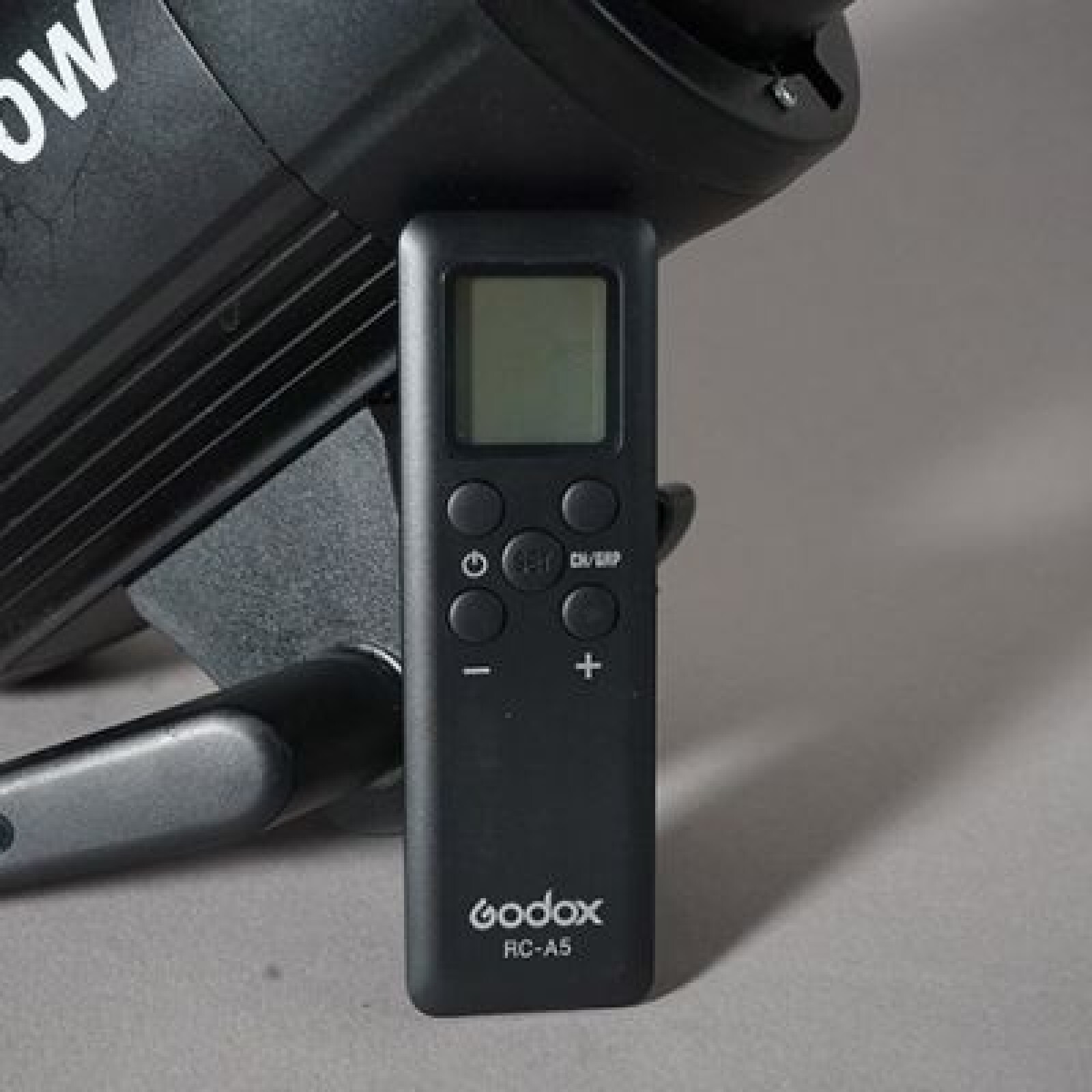 Torche GODOX SL60W - Photo 2 sur 3