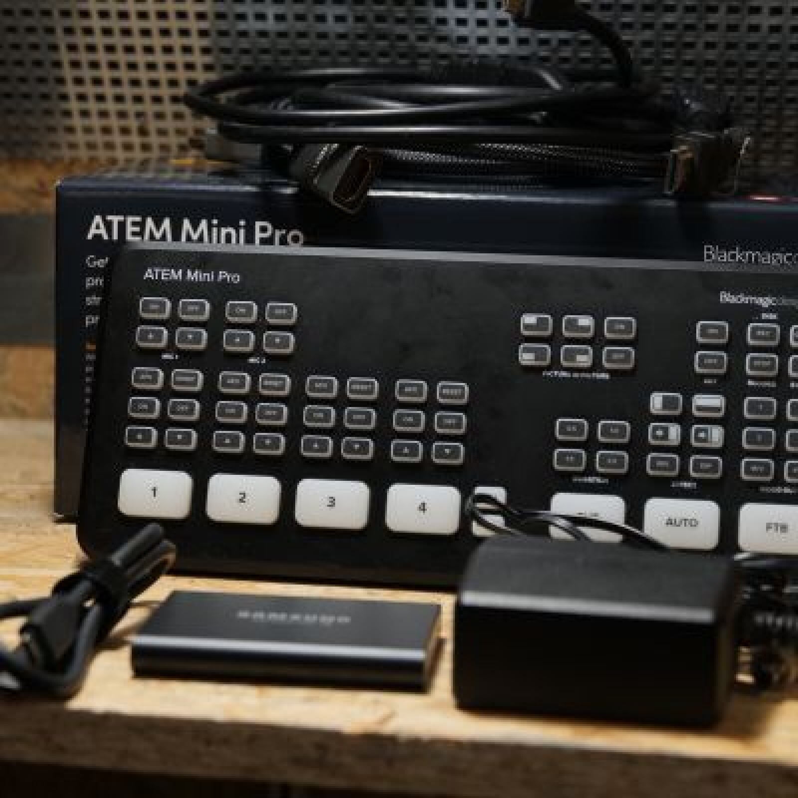 ATEM Mini Pro - Photo 1 sur 2