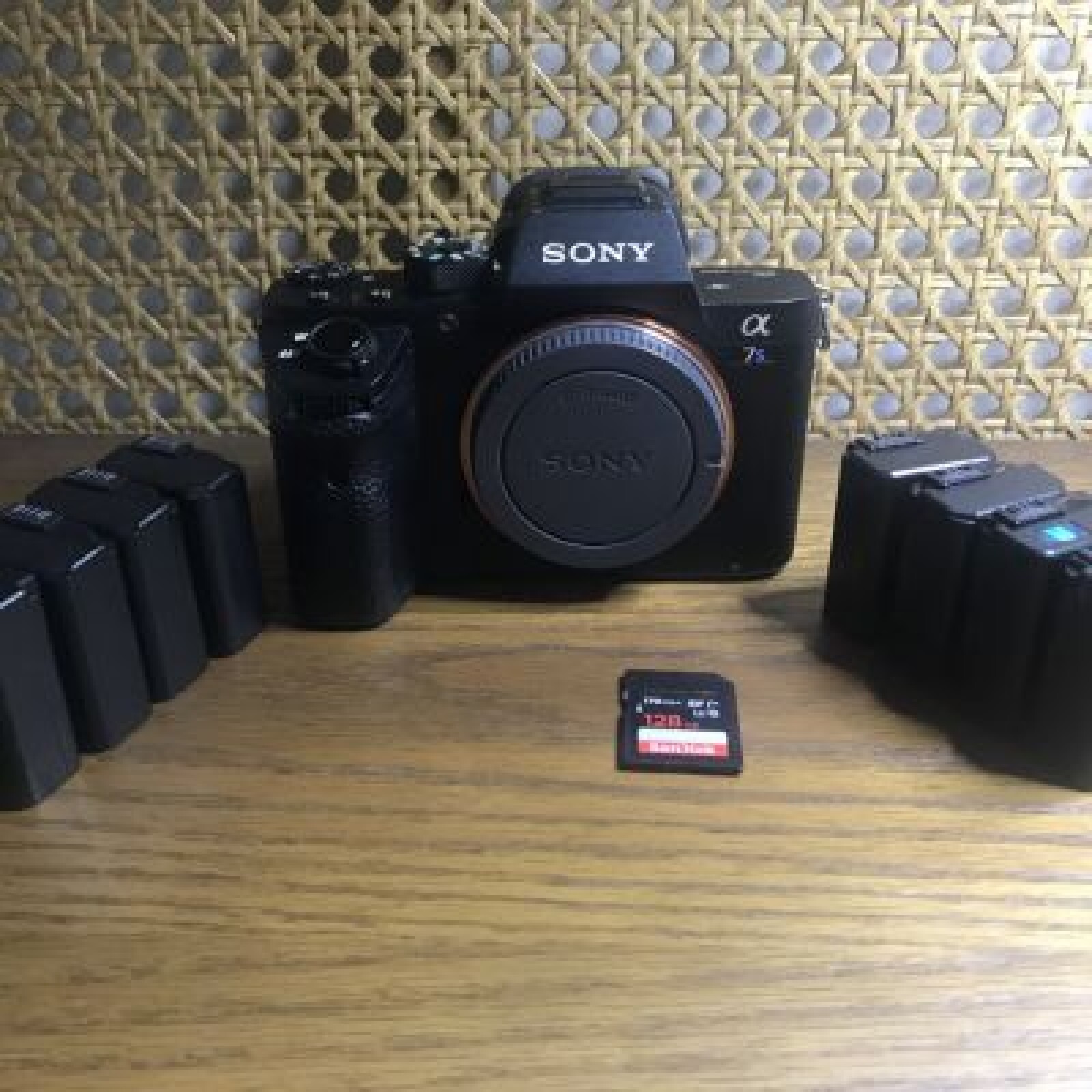 Boitier SONY Alpha 7Sii - Photo 4 sur 5