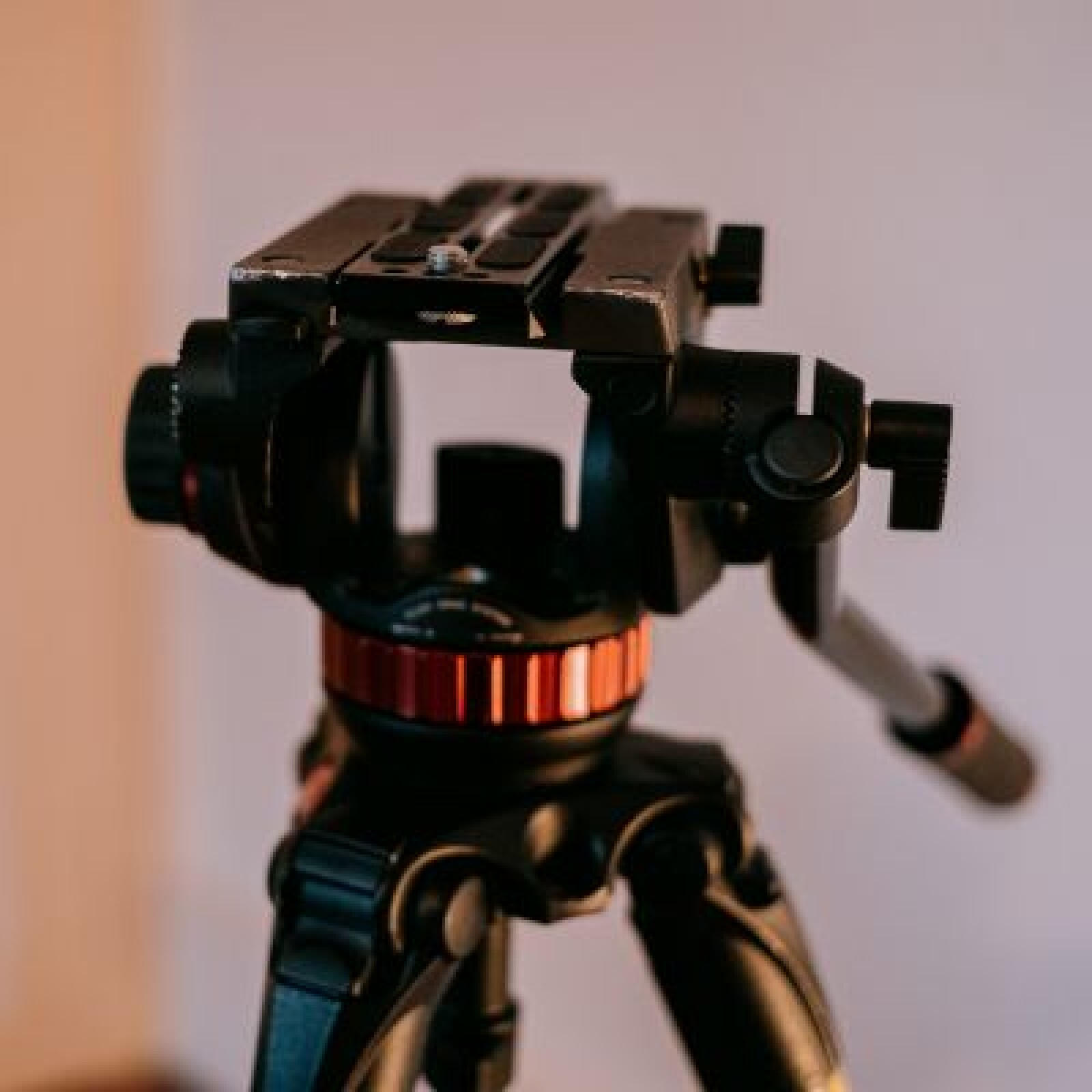 rotule fluide MVH502A - Photo 2 sur 3