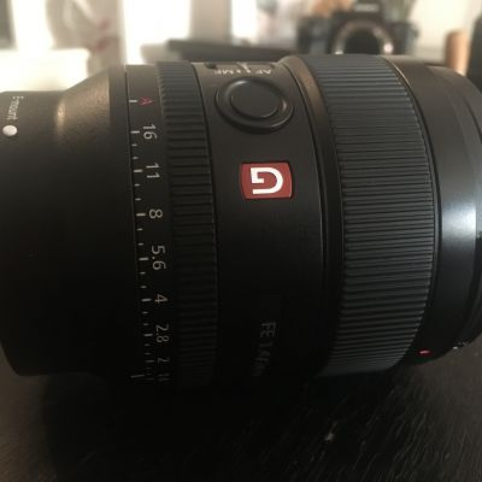 Objectif Grand Angle G Master 24mm - f1.4/16 avec étui de rangement - Photo 3 sur 3