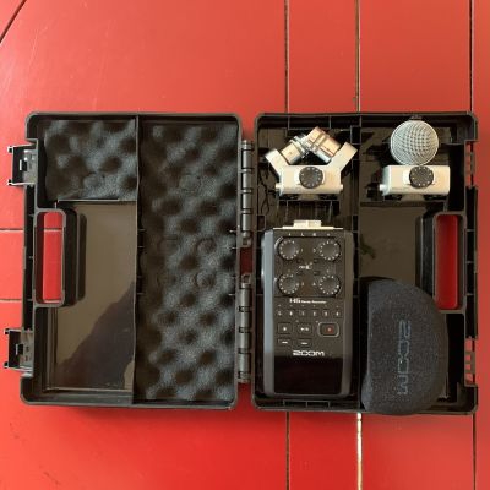 Zoom H6 - Enregistreur Multipiste avec Microphone - Photo 1 sur 3