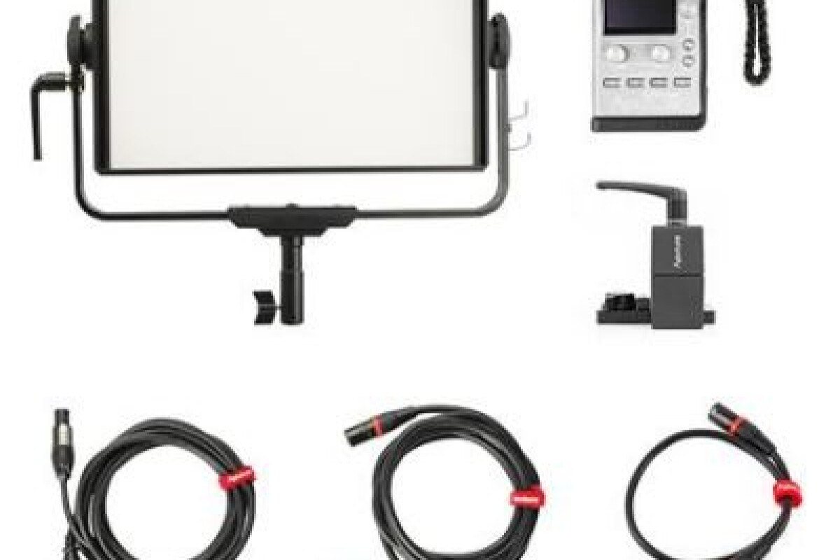 Location Aputure nova p300c - Lightyshare