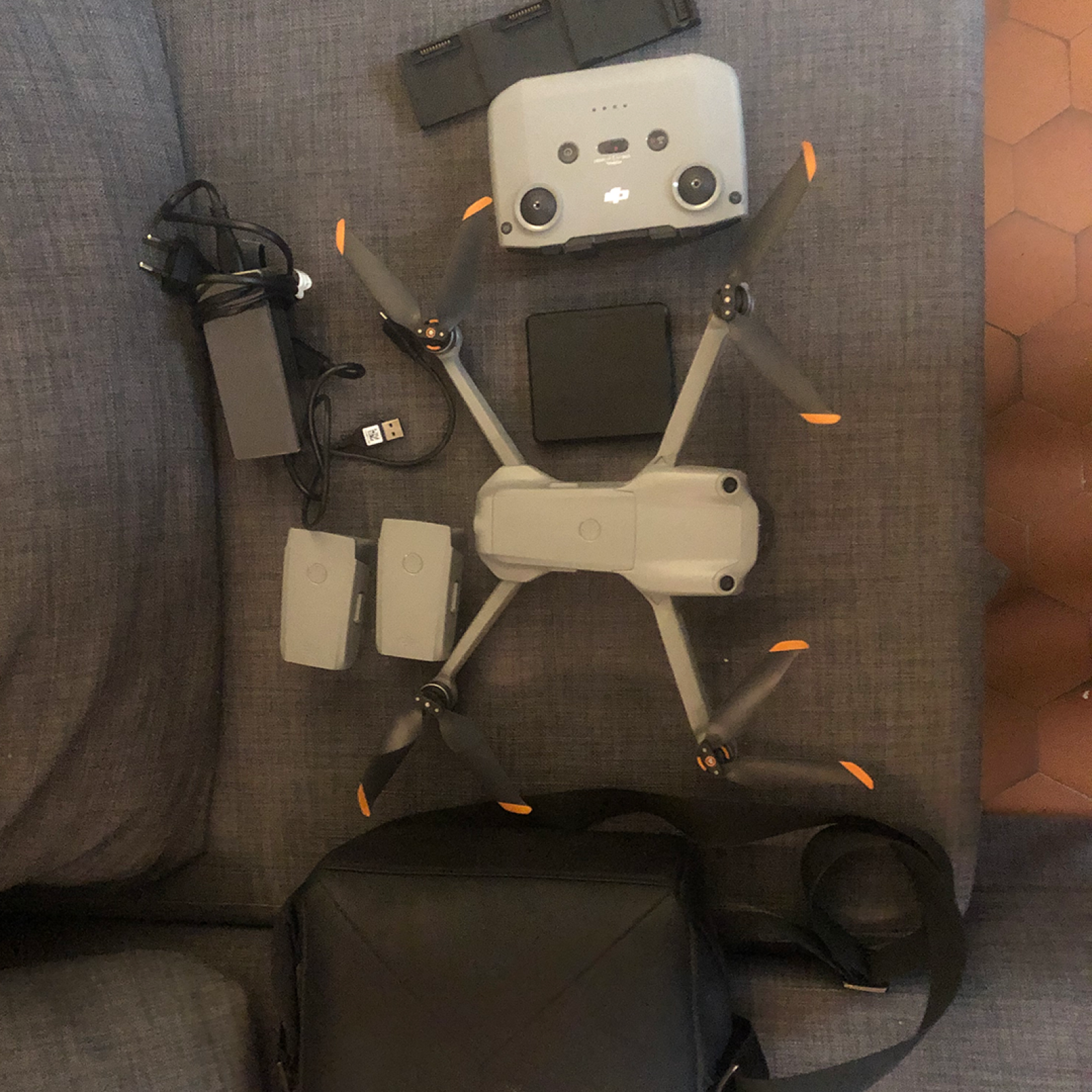 DJI AIR 2S COMBO - Photo 3 sur 3