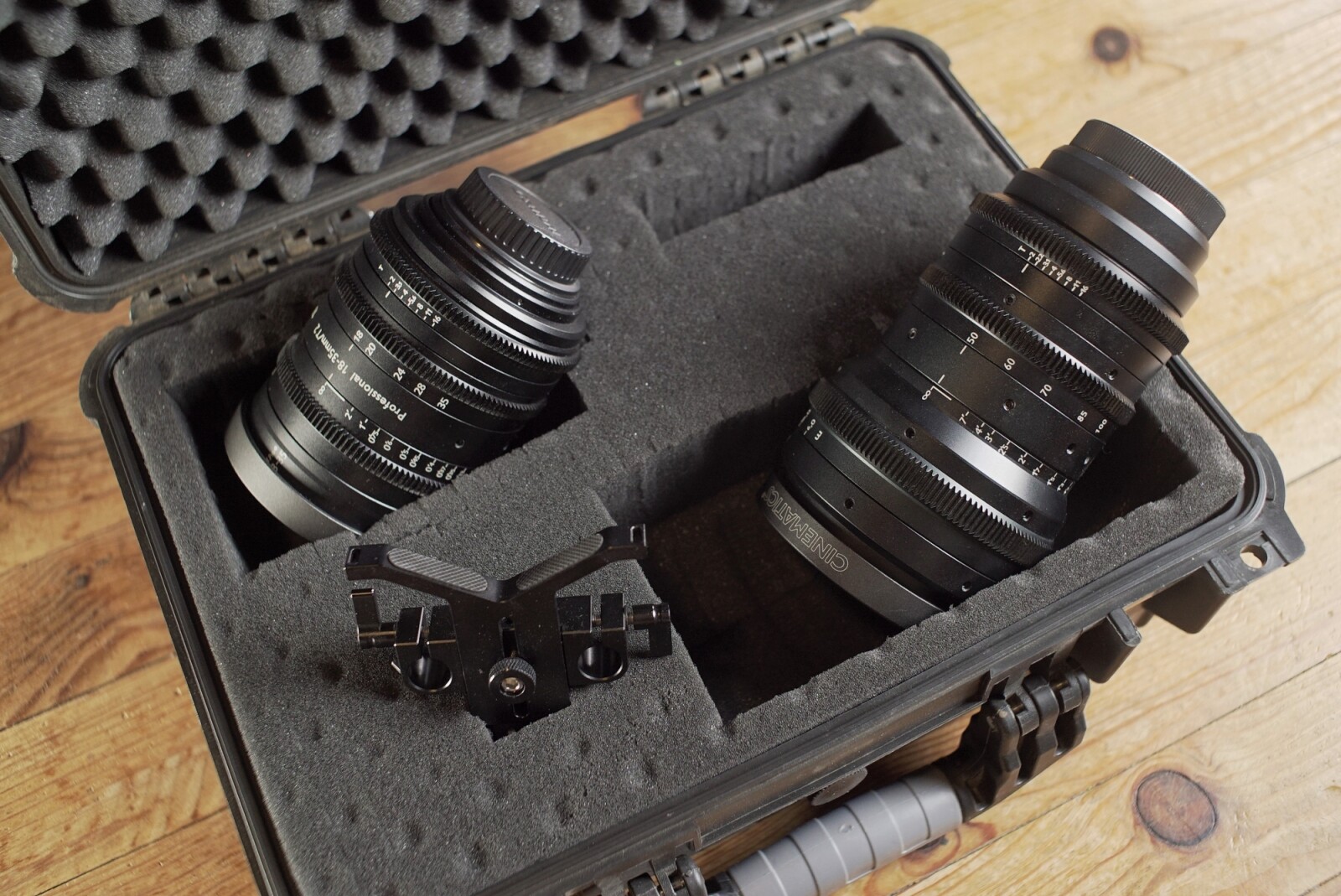 Sigma 18-35mm T2 & 50-100mm T2 High Speed Zoom - Photo 4 sur 4