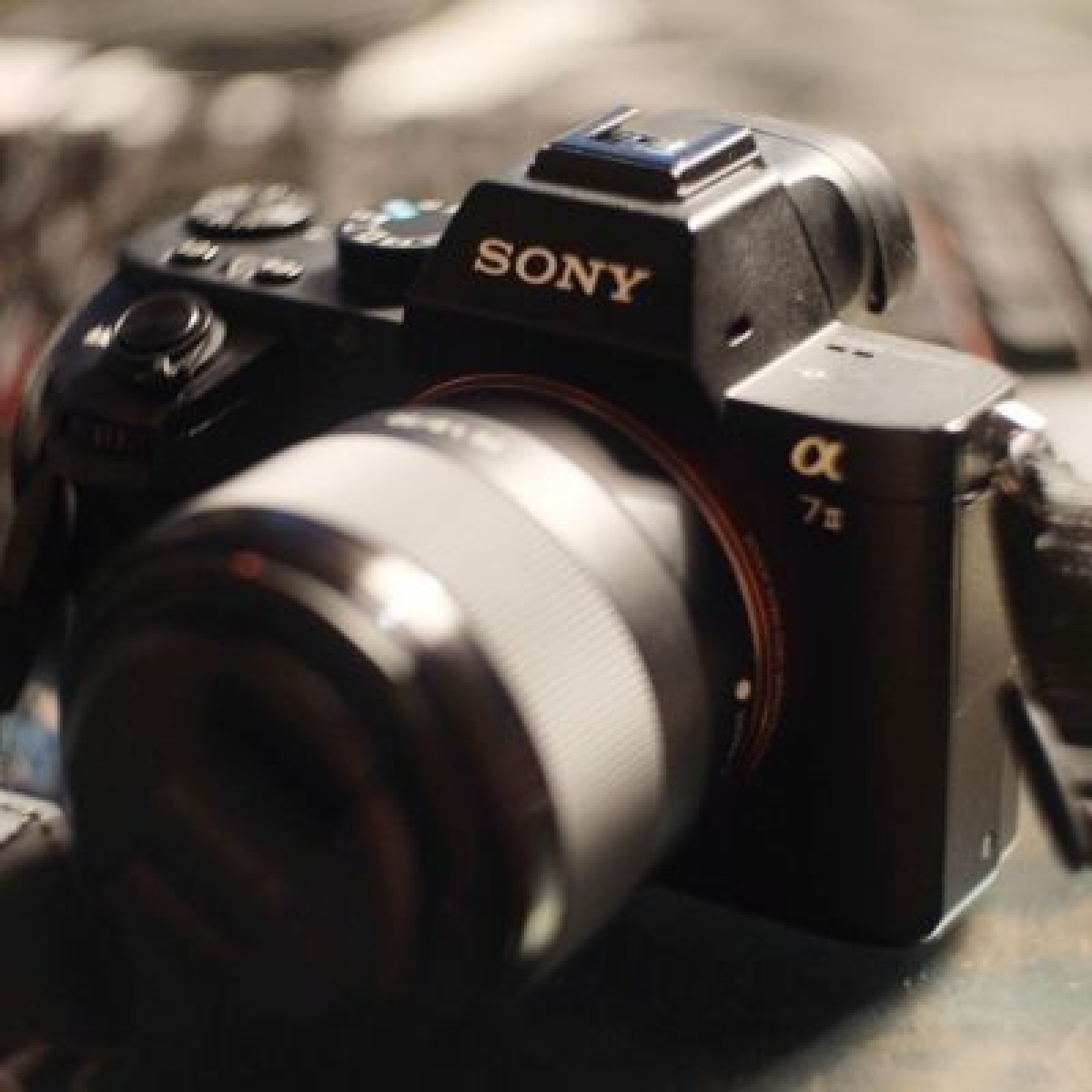 Sony A7III + OBJ 50mm F1.8 +smallrig + 2x battery - Photo 2 sur 2