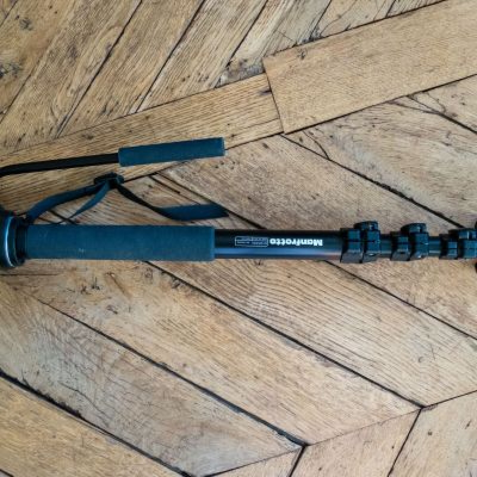 Monopode MVM500A - Photo 1 sur 1