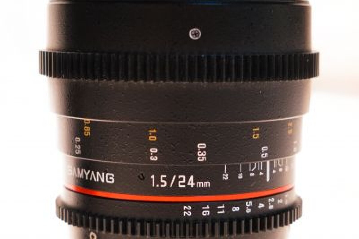 Location SAMYANG CINE LENS 24 MM T1.5 - Objectif monture sony FE - Lightyshare
