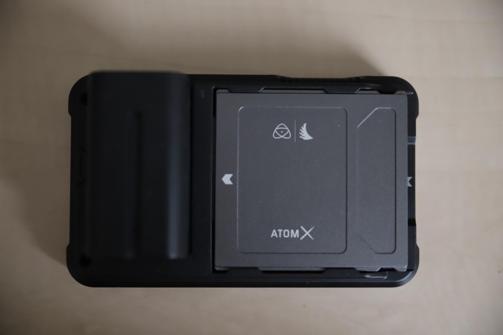 Atomos Ninja V KIT accessoires + DD 500go - Photo 2 sur 2