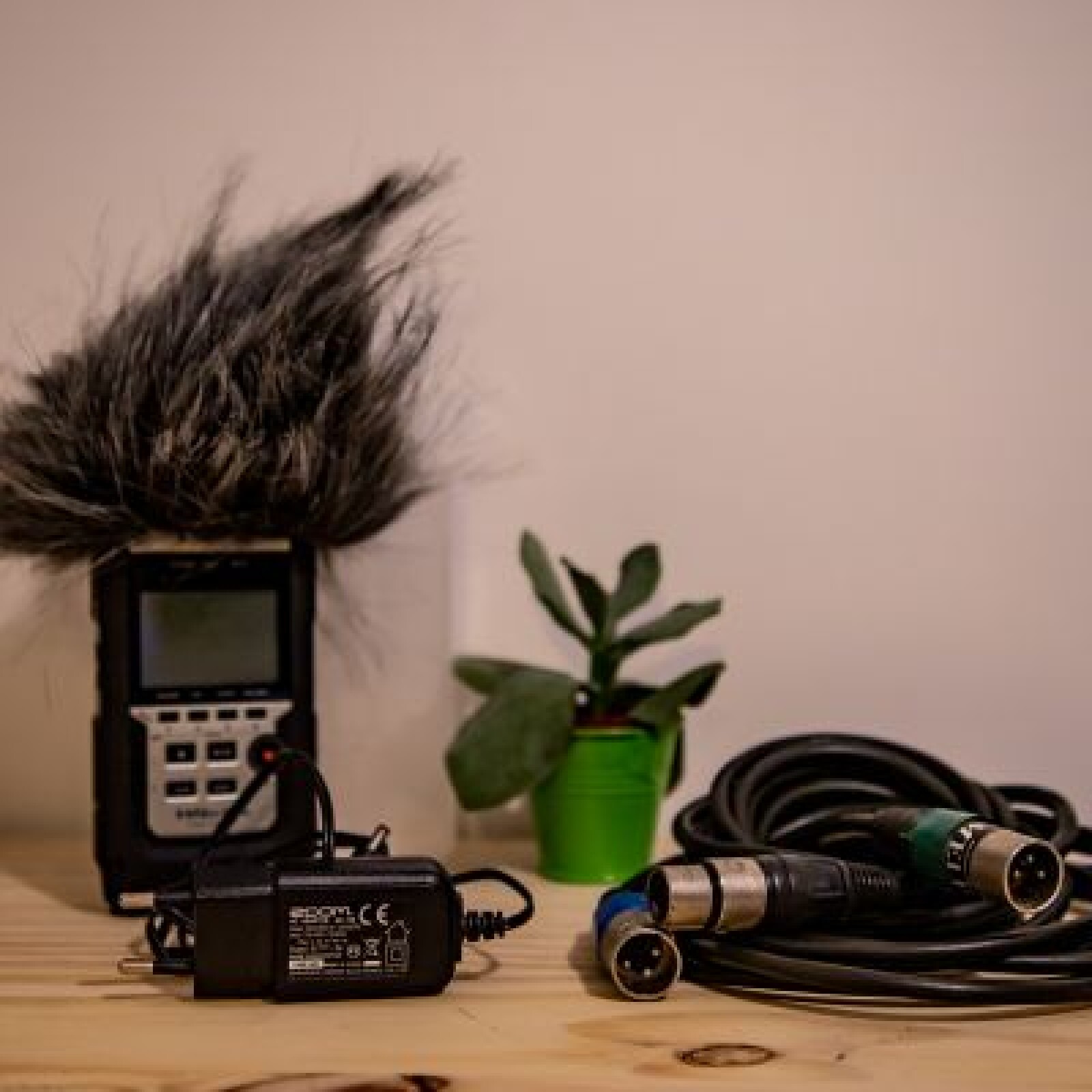 ZOOM H4n avec accessoires - Photo 1 sur 4