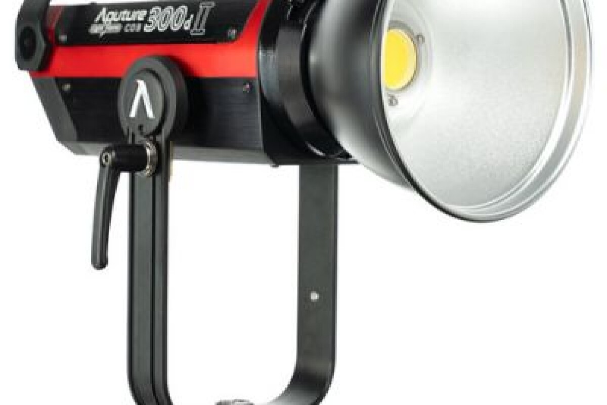 Location Projeteur Aputure Light Storm C300D MK II - Lightyshare