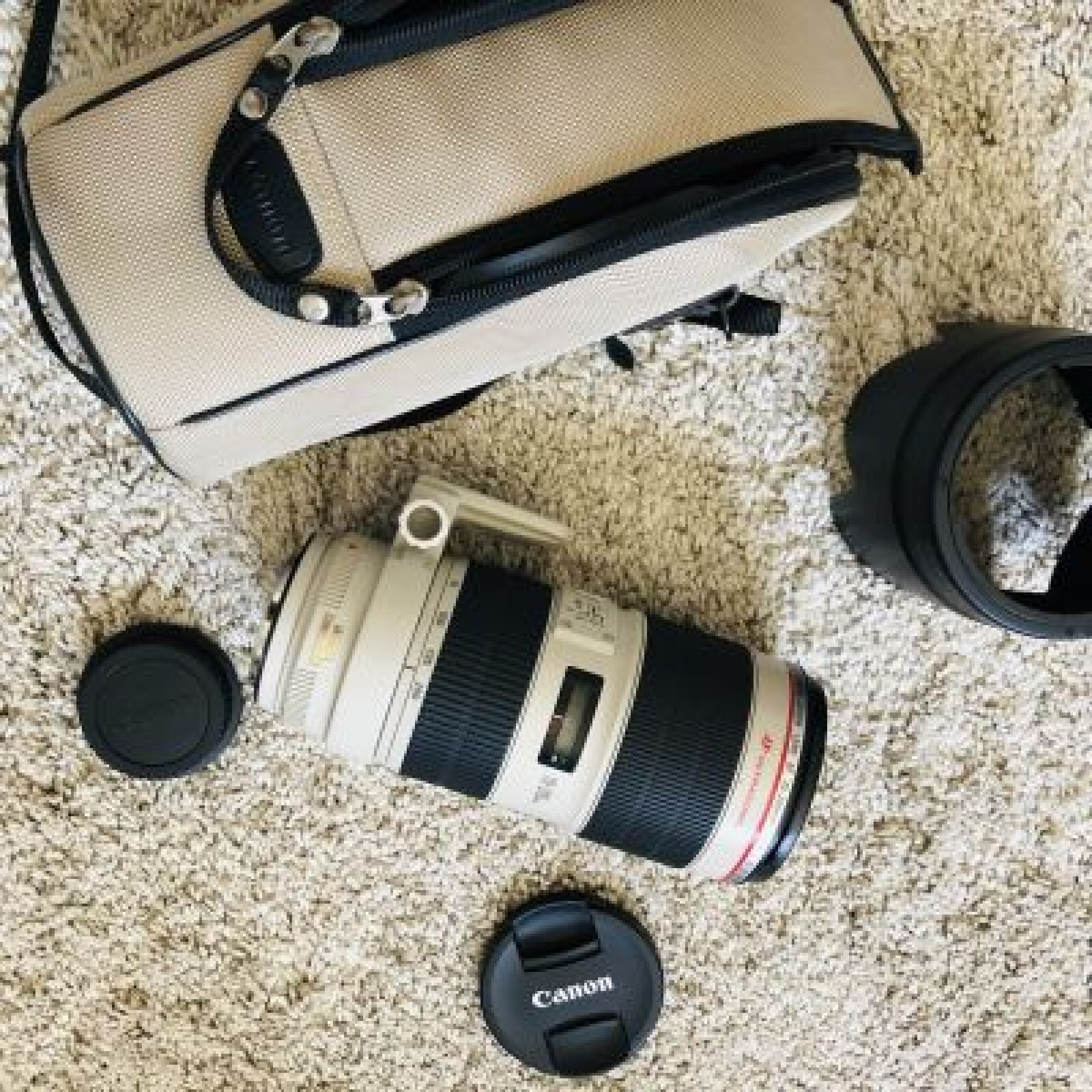 Objectif Zoom Canon 70-200 - Photo 1 sur 3