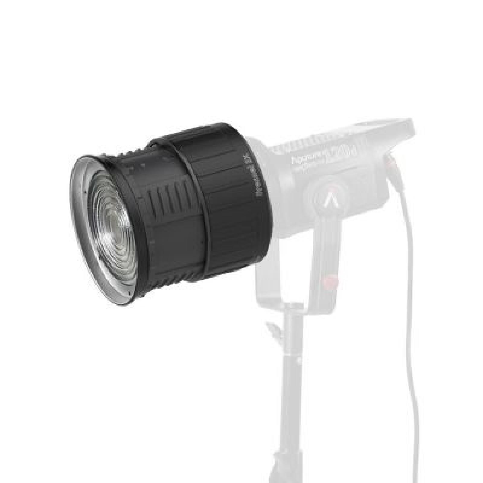 Lentille Fresnel Aputure 2ème génération - Photo 4 sur 4