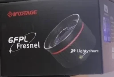Location iFootage 6FPL Fresnel (Standard Bowens Mount)