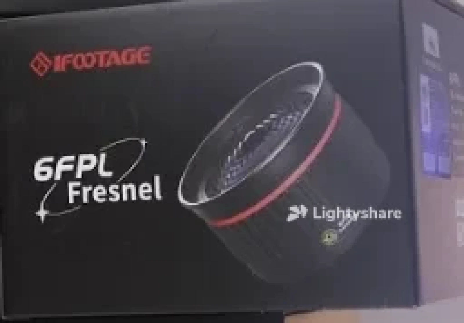 iFootage 6FPL Fresnel (Standard Bowens Mount) - Photo 2 sur 6