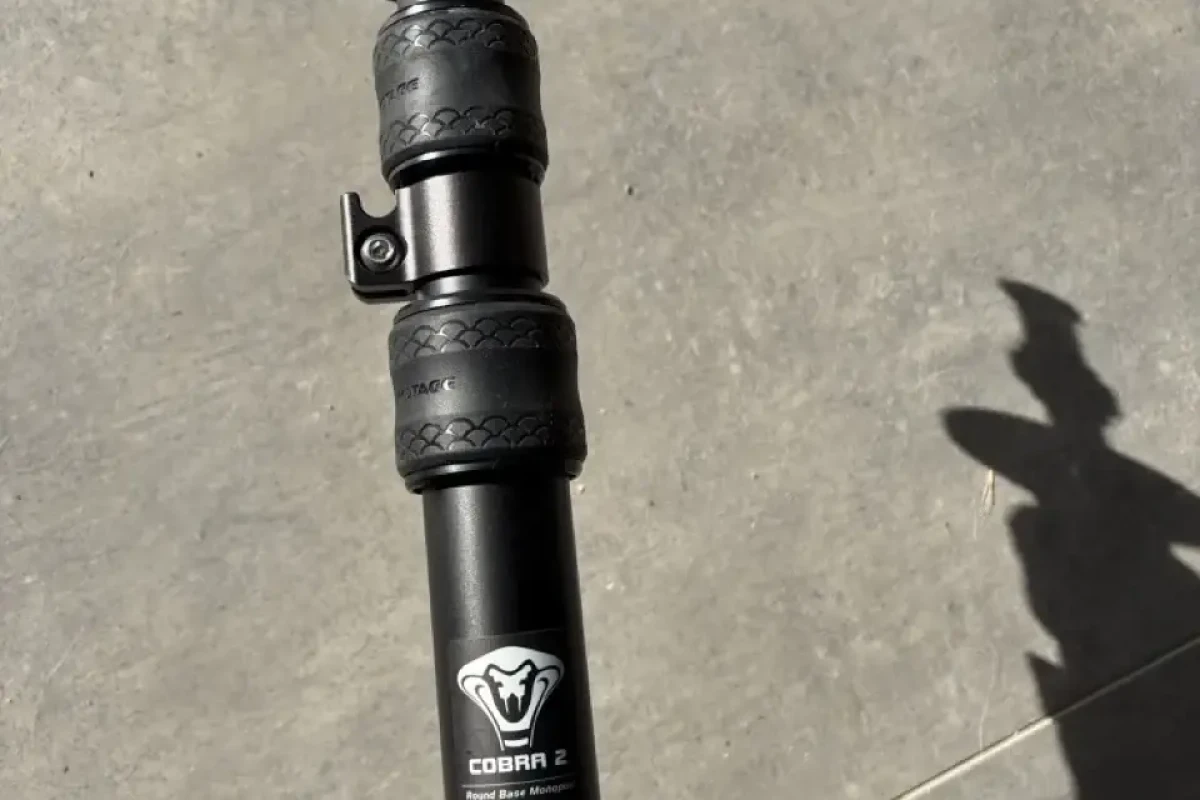 Location iFootage RB-A400 (A400 Round Base Monopod / Cobra 2 Round Base Monopod) - Lightyshare
