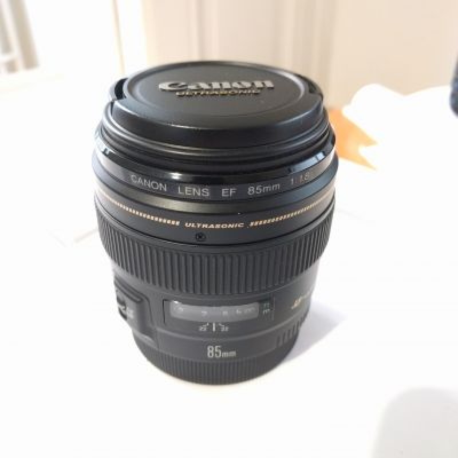 Canon 85mm F1.8 USM - Photo 1 sur 1