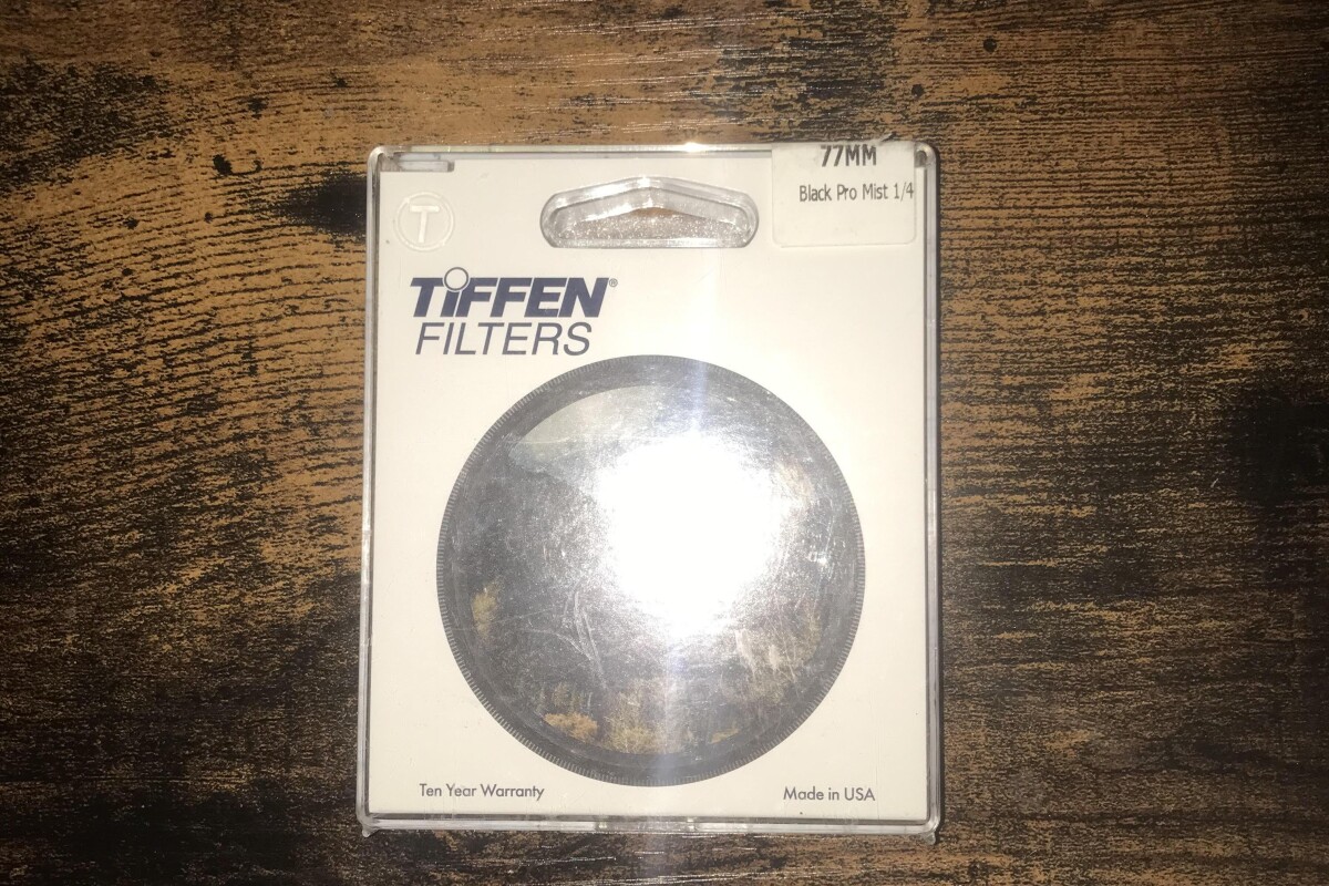 Location Tiffen Black Pro Mist 1/4 77mm - Lightyshare