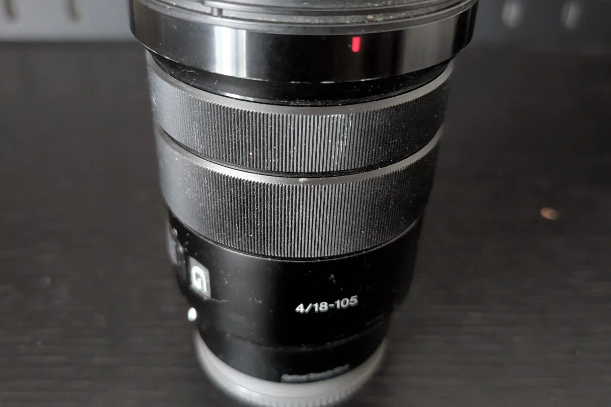 Location Sony 18-105 F/4 - Lightyshare