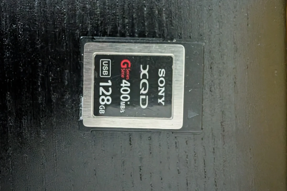 Location Sony Carte XQD 128GB - Lightyshare