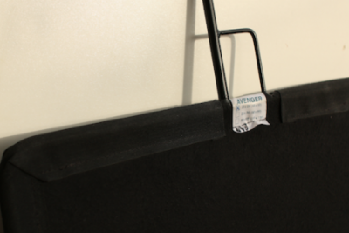 Location Drapeau AVENGER (45cmx60cm) - Lightyshare