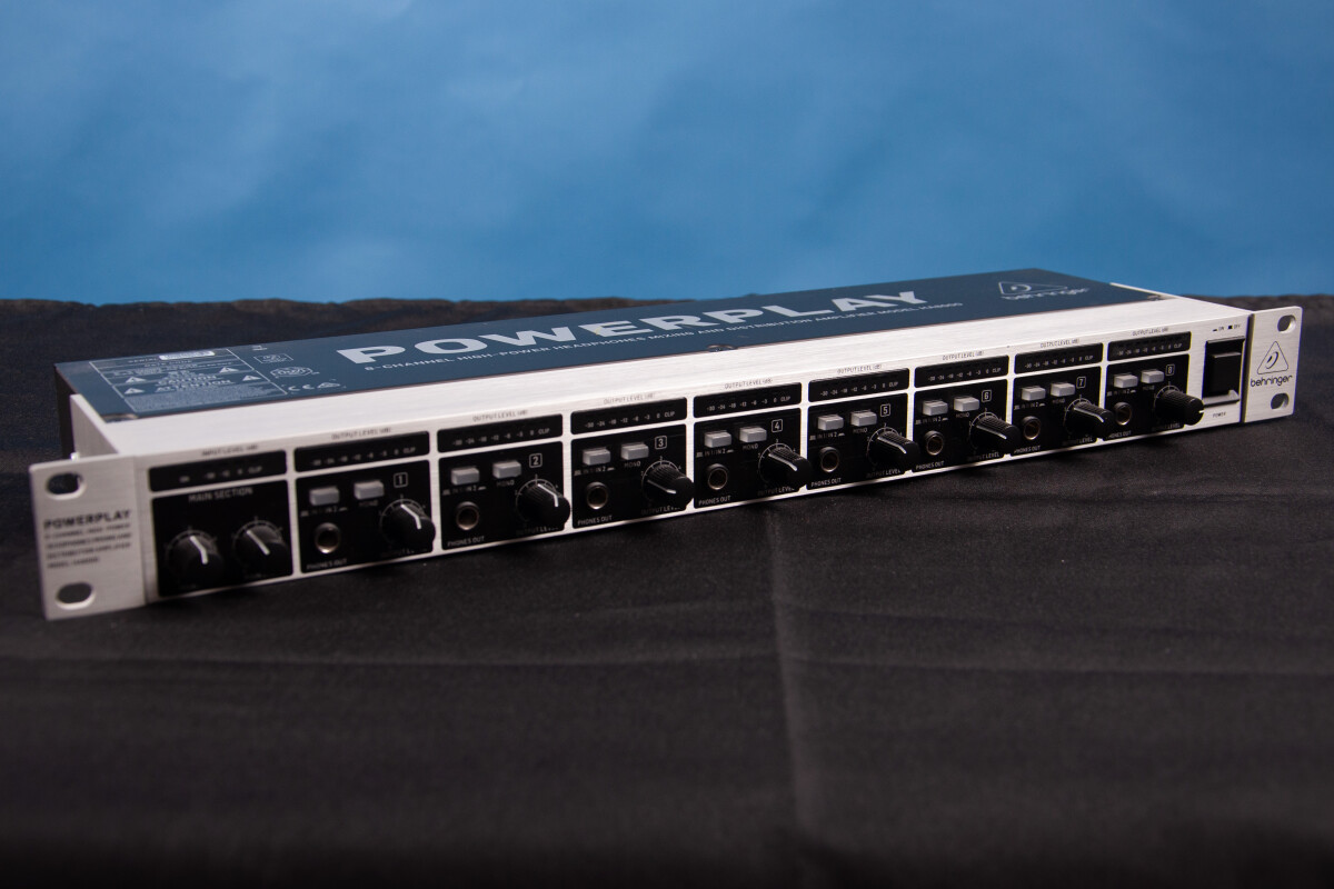 Location Behringer Powerplay Pro-8 HA8000 - Lightyshare