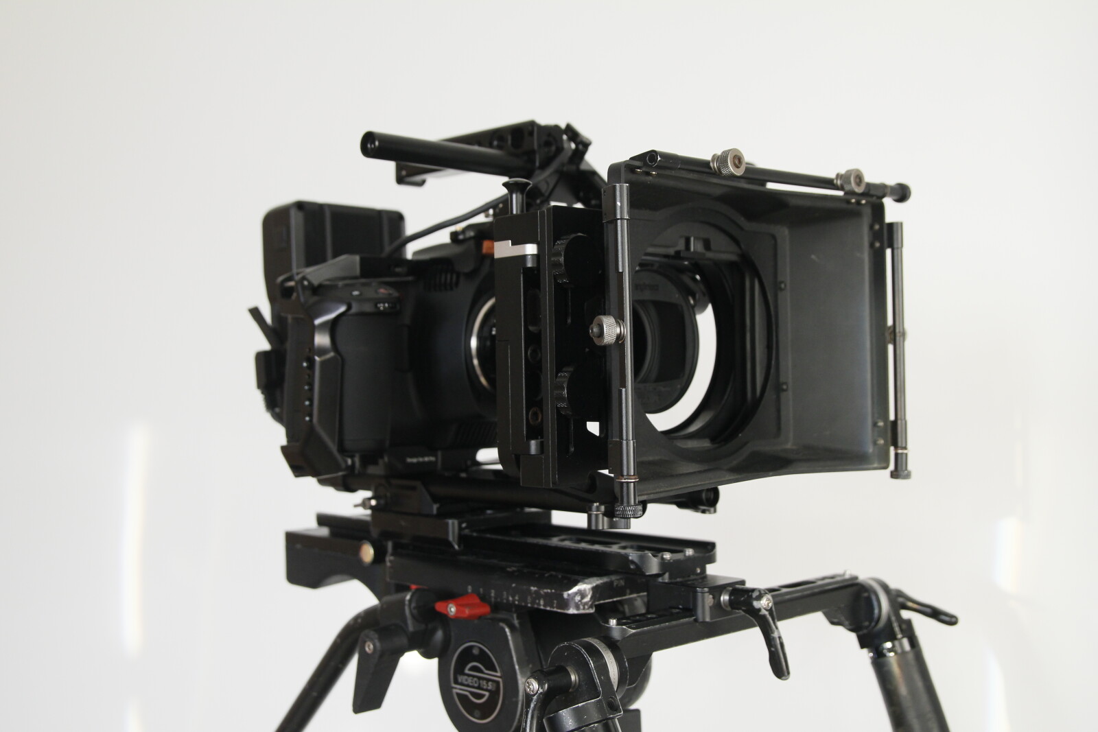 BMPCC 6K PRO (pack 2 standard)----vs--- Ursa Mini Pro / Red Komodo / S1H / Canon C300 / Dragon - Photo 5 sur 5