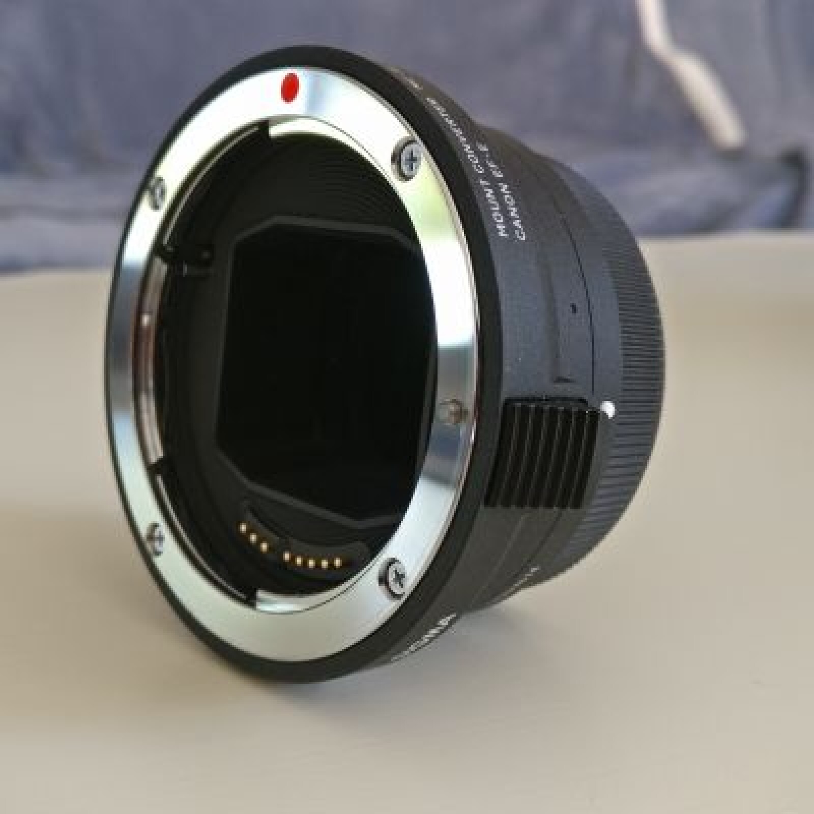 Bague d'adaptation Sigma MC-11 Canon EF vers Sony E - Photo 1 sur 3