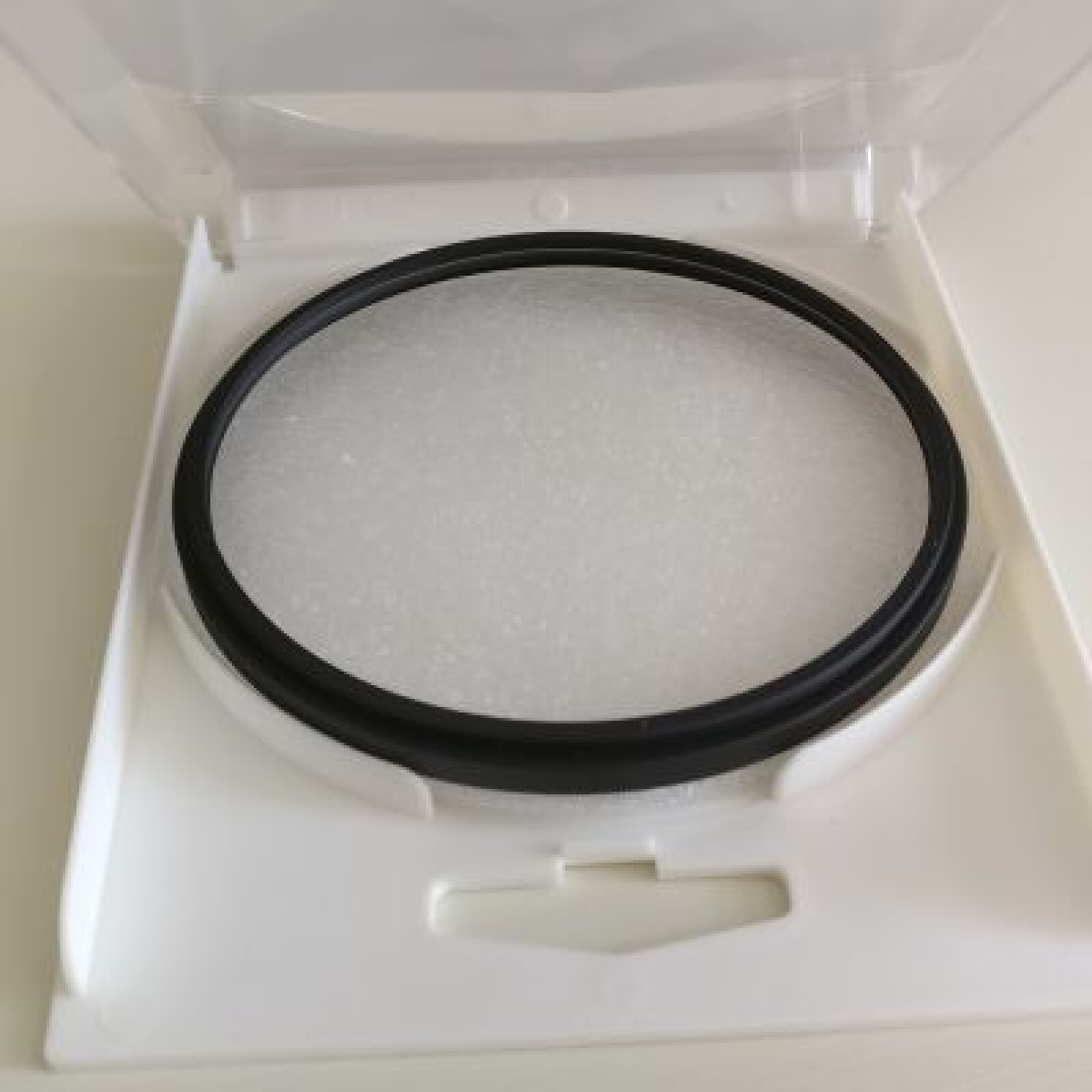 Filtre UV  Hoya 77mm - Photo 2 sur 2