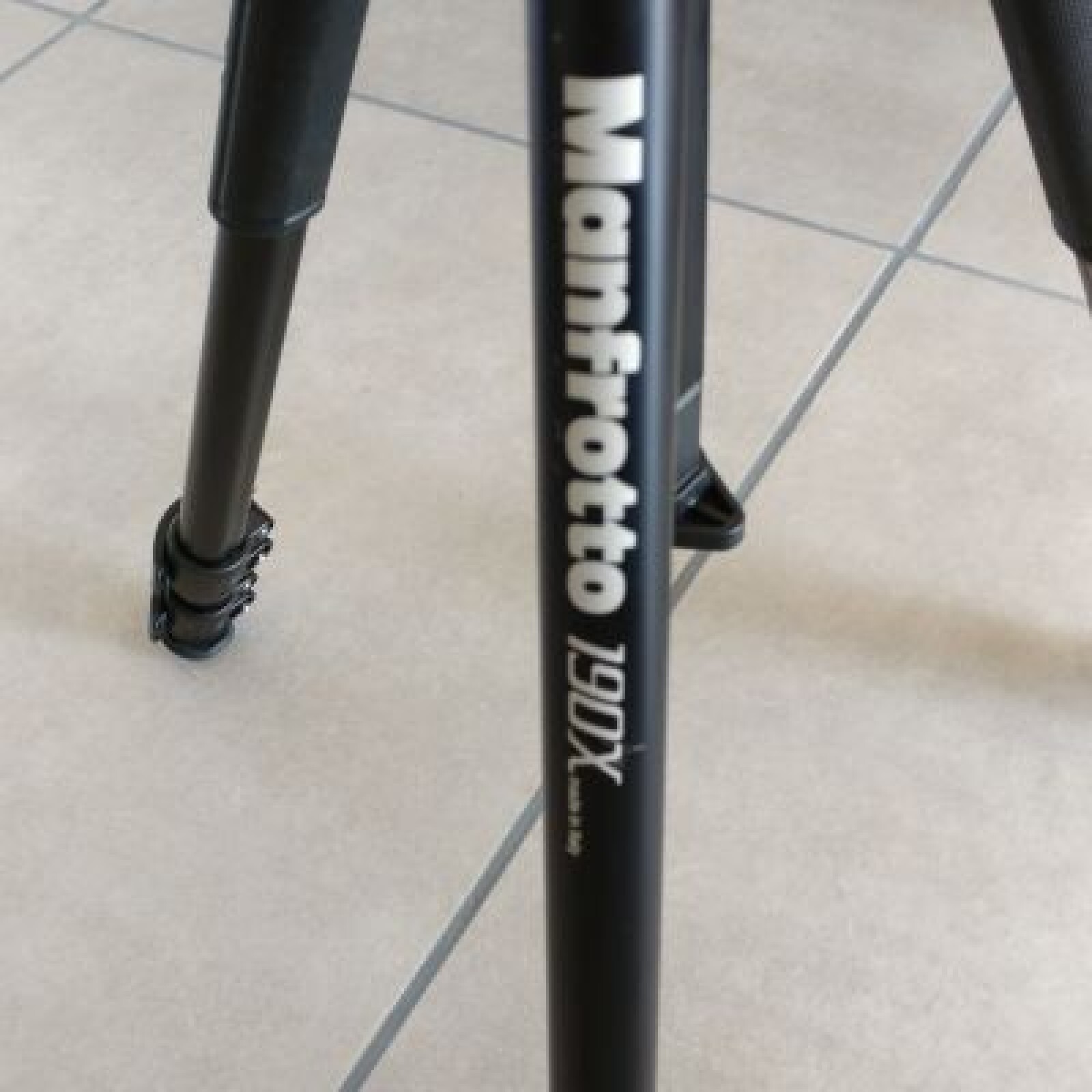 Trépied Manfrotto MK190X3 - Photo 2 sur 2
